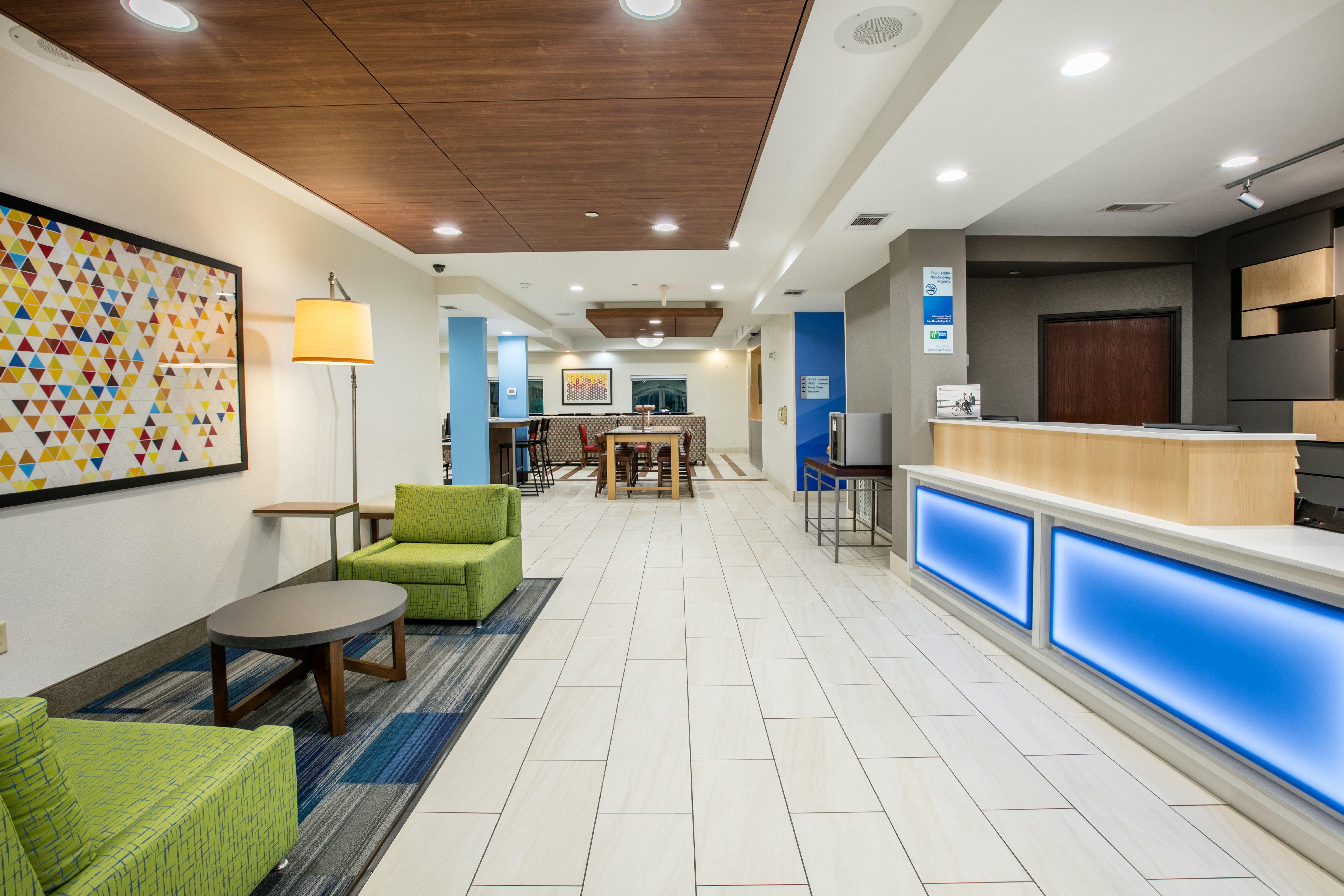 Holiday Inn Express Hotel & Suites Dallas - Grand Prairie I-20 By Ihg Екстериор снимка