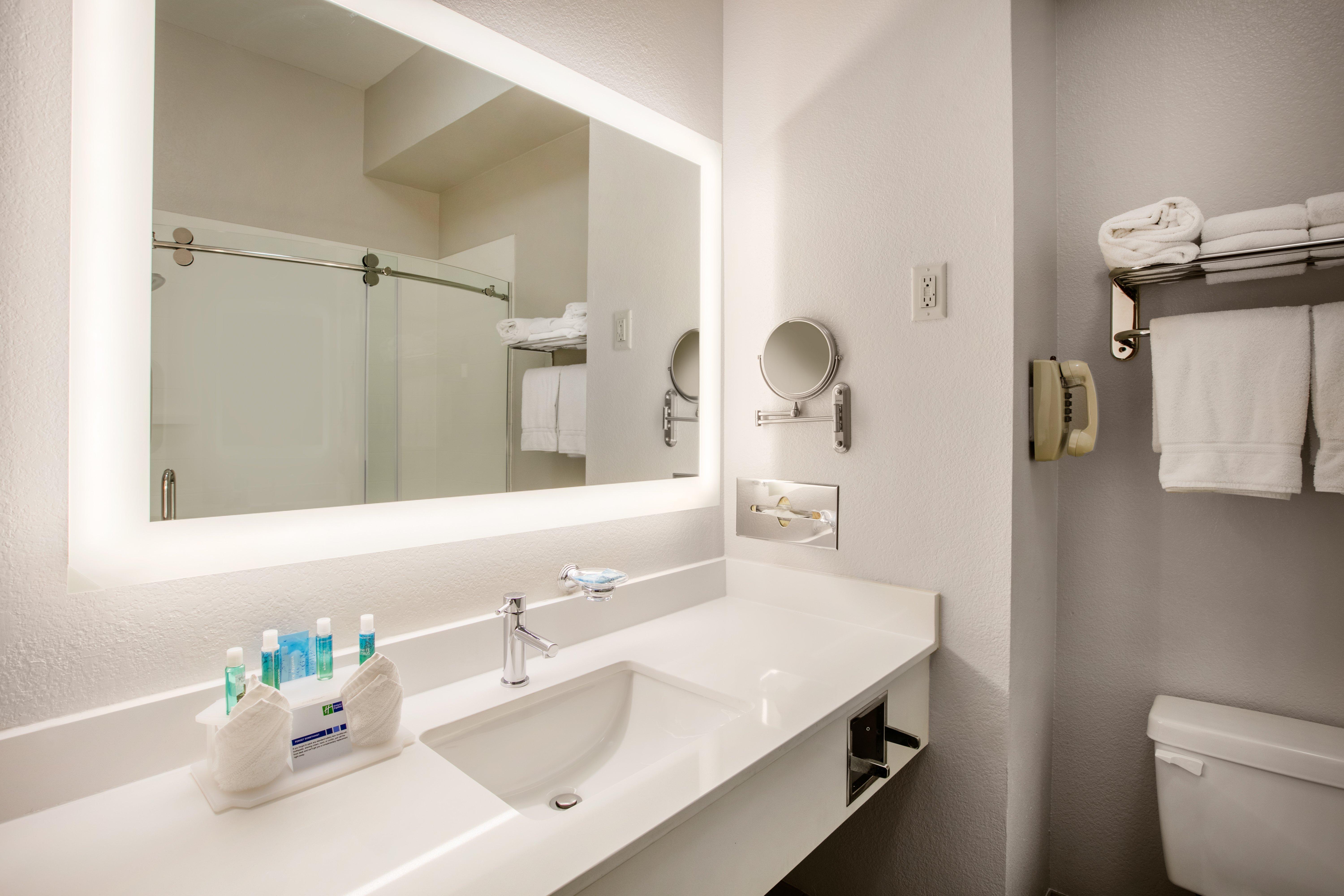 Holiday Inn Express Hotel & Suites Dallas - Grand Prairie I-20 By Ihg Екстериор снимка