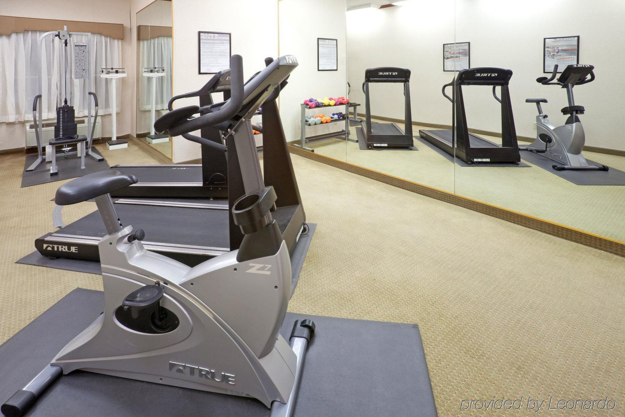 Holiday Inn Express Hotel & Suites Dallas - Grand Prairie I-20 By Ihg Съоръжения снимка