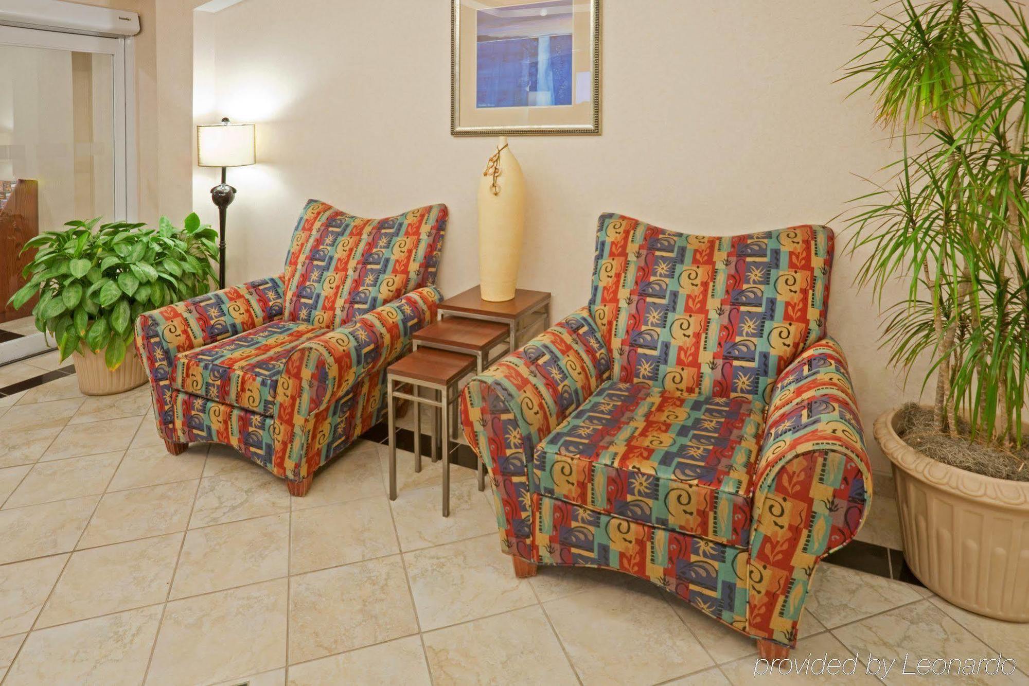 Holiday Inn Express Hotel & Suites Dallas - Grand Prairie I-20 By Ihg Екстериор снимка