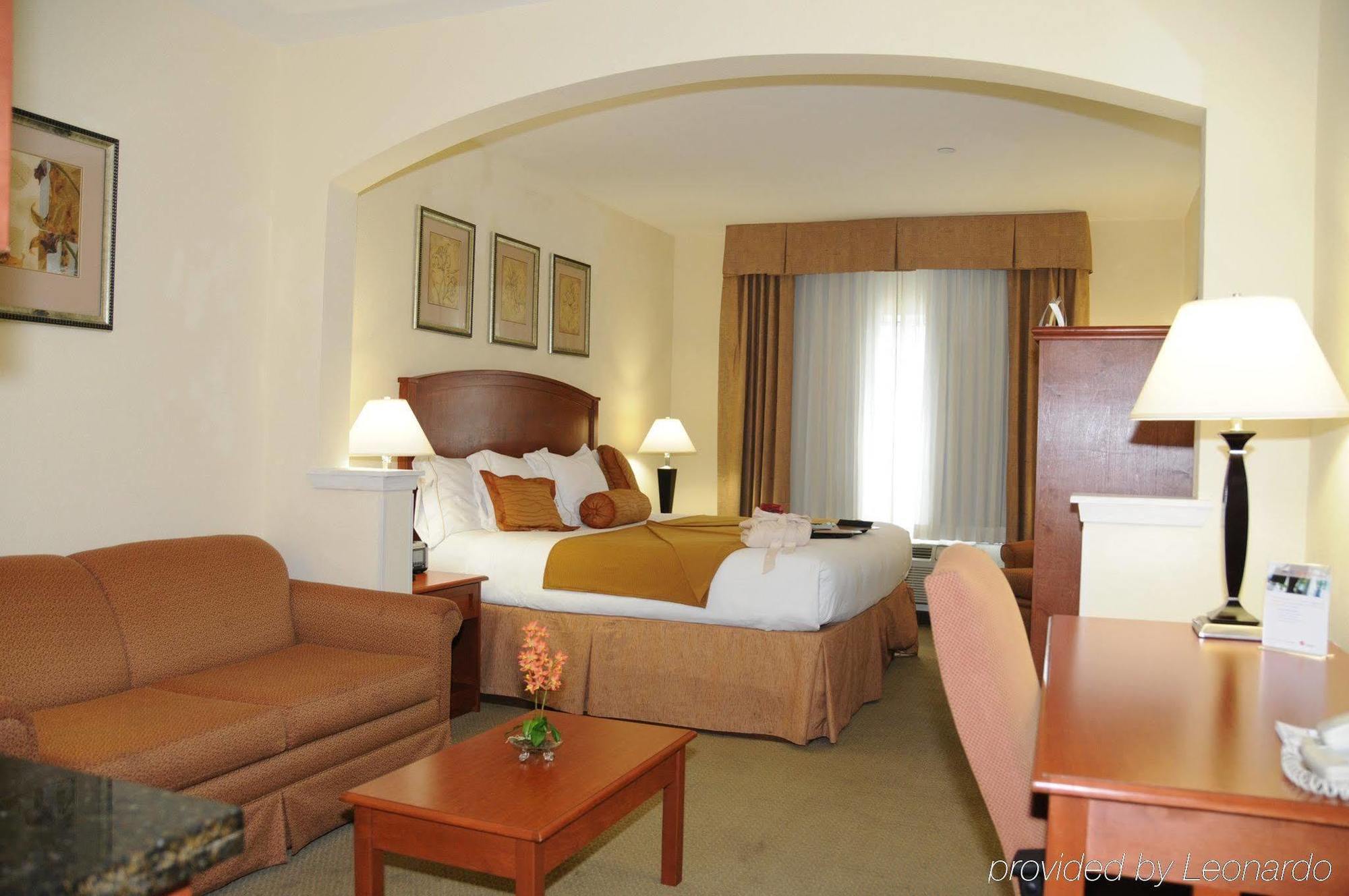 Holiday Inn Express Hotel & Suites Dallas - Grand Prairie I-20 By Ihg Стая снимка